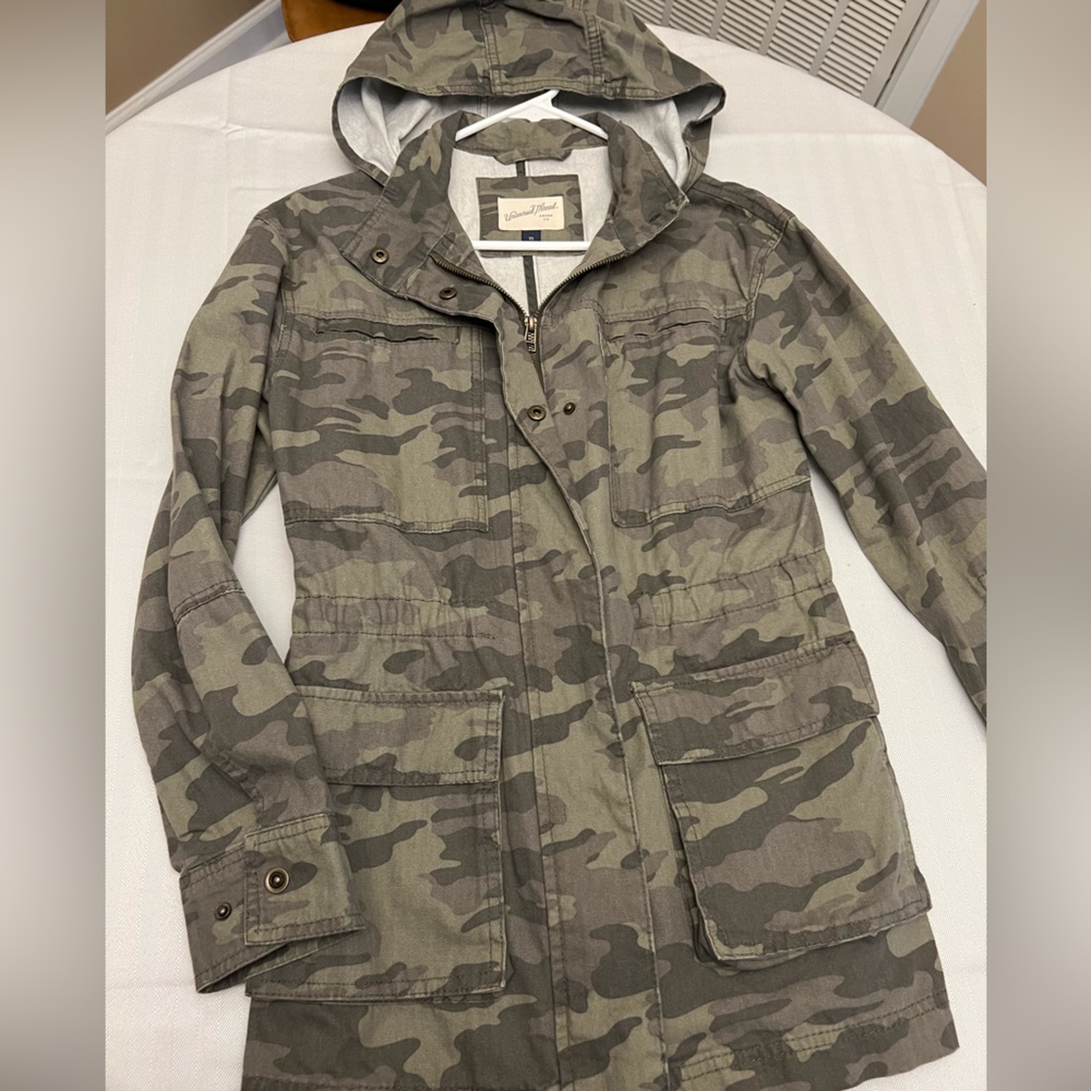 Universal Thread Camo Jacket - image 1
